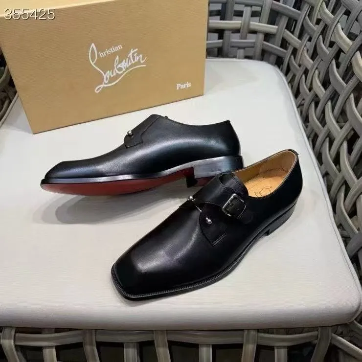 p920💰Men's shoes Christia*.Lobouti*🆑High-end men's business formal leather shoes | Classic red sole shoes | Original imported first-layer cowhide | Iconic rivet decoration | Water-dyed cowhide lining | Italian imported red cowhide outsole | High-end luxury | Perfect interpretation of fashion, sunshine, style, suitable for various occasions Size: 39-44 (customized at 38.45.46)